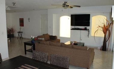 Residencia en venta  con  4 recámaras, alberca en áreas comunes