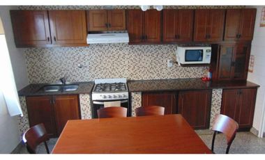 Revitalizada  a Nuevo - Mitre 1355 Casa en Planta Alta - V.G.G -