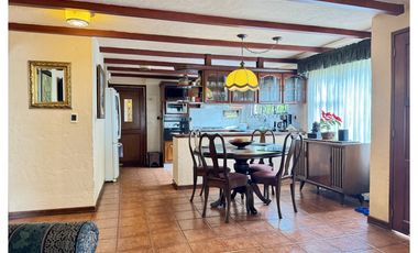Arriendo Casa Cota 247 M2