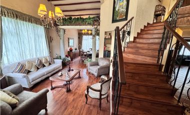 Arriendo Casa Cota 247 M2