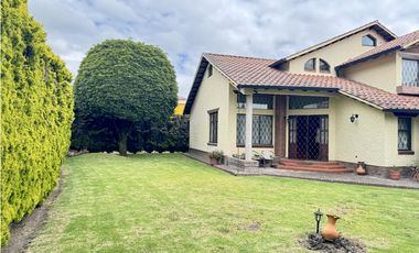 Arriendo Casa Cota 247 M2