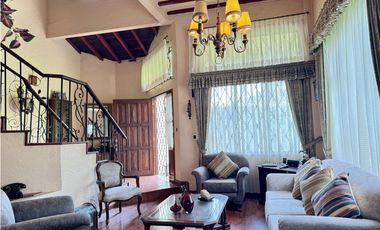 Arriendo Casa Cota 247 M2
