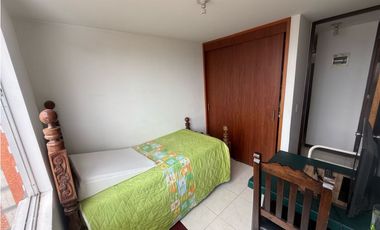 SE VENDE APARTAMENTO CERCA AL PARQUE PRINCIPAL SABANETA
