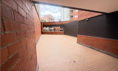 SE VENDE APARTAMENTO CERCA AL PARQUE PRINCIPAL SABANETA