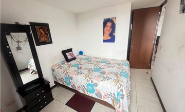 SE VENDE APARTAMENTO CERCA AL PARQUE PRINCIPAL SABANETA