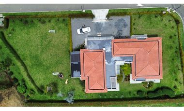 SE VENDE FINCA EN LA CEJA EN CONDOMINIO CERRADO SECTOR EL TAMBO[HO]