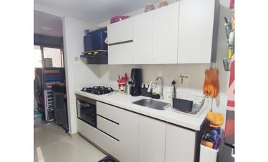 Venta de apartamento en Sabaneta sector Aves Maria