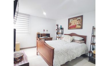 Venta de apartamento en Sabaneta sector Aves Maria