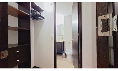 Venta de apartamento en el Poblado sector Santa Maria de los ngeles