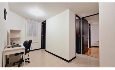 Venta de apartamento en el Poblado sector Santa Maria de los ngeles