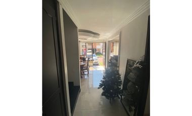 VENDO CASA SECTOR BELMONTE