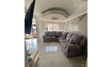 VENDO CASA SECTOR BELMONTE