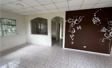 VENDO CASA RENOVADA EN BUGABA Y AMOBLADA CHIRIQUI