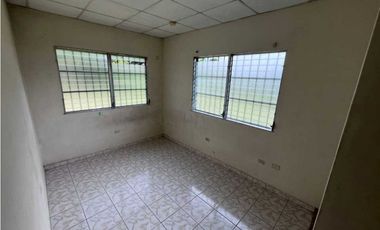 VENDO CASA RENOVADA EN BUGABA Y AMOBLADA CHIRIQUI