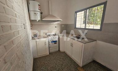 ALQUILER OFICINA CON DOS PRIVADOS CENTRO NEUQUEN
