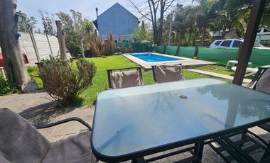 CASA 4 AMBIENTES BO. TIEMPO LIBRE FINANCIA PERMUTA