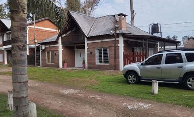 CASA 4 AMBIENTES BO. TIEMPO LIBRE FINANCIA PERMUTA