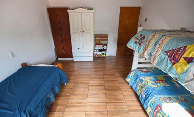 GALPON EN VENTA CON CASA EN PLANTA ALTA