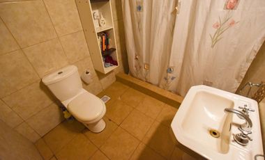 GALPON EN VENTA CON CASA EN PLANTA ALTA