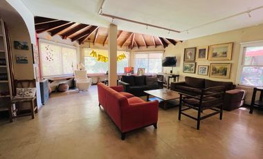 CASA CON PARQUE PILETA EN LOMAS DE SAN ISIDRO