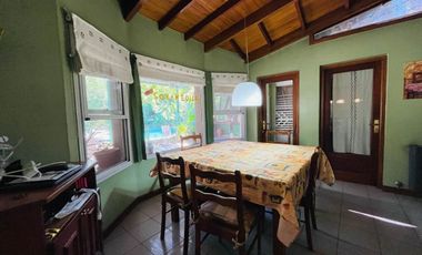 CASA CON PARQUE PILETA EN LOMAS DE SAN ISIDRO