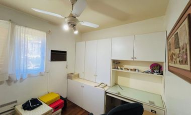CASA CON PARQUE PILETA EN LOMAS DE SAN ISIDRO