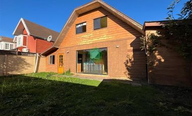 Casa en Arriendo en Bellavista