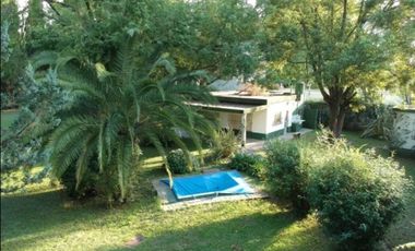 VENTA LOTE CASA EN VILLA ROSA AMPLIO JARDIN