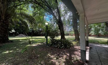 VENTA LOTE CASA EN VILLA ROSA AMPLIO JARDIN