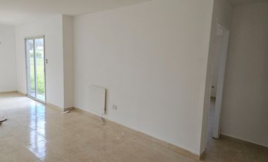 Casa en venta de 3 dormitorios c/ cochera en Santa Clara del Mar