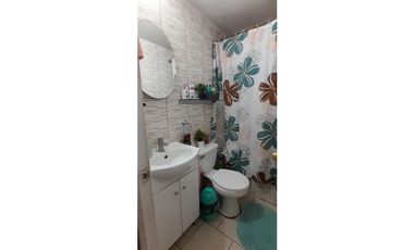 Buen estado en sus ambientes buen patio y estacionamiento. cgs