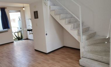 Casa de 2 Rec. en Rinconada del Valle a 15 minutos de Parque Ind. Toluca 2000