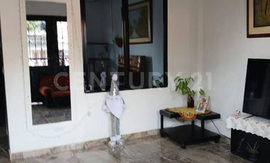 Hermosa casa poblado campestre