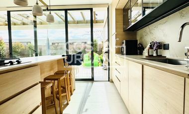 Moderna casa en Pinares de Montemar