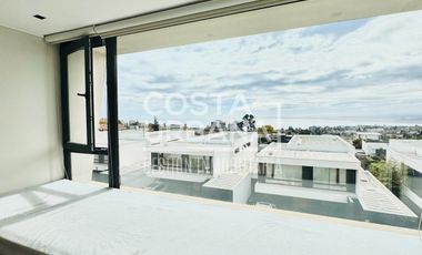 Moderna casa en Pinares de Montemar