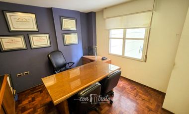 Oficina 120 m2 frente del Patio Olmos! 6 box individ. 2 oficinas exclusivas y 1 sala de reunión