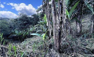 GANGA! Se Vende amplio terreno en la Rioca