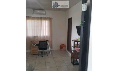 VENTA DE CASA EN BOQUETE.   DE 1,000 METROS COMPLETAMENTE CERCADA