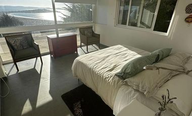 PUERTO VELERO: Casa de temporada. Linda vista. 9 personas.
