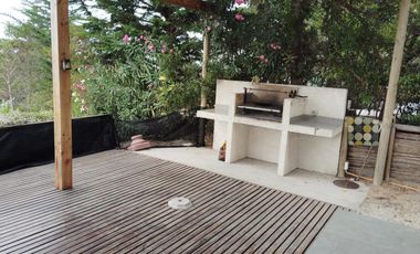 PUERTO VELERO: Casa de temporada. Linda vista. 9 personas.