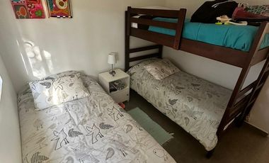 PUERTO VELERO: Casa de temporada. Linda vista. 9 personas.