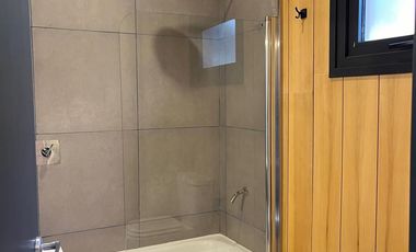 FINA PATAGONIA. Departamento en venta de 1 dormitorio c/ cochera en San Martin de los Andes