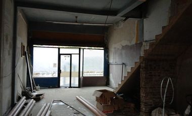 ALQUILER DE GALPON DE 600 M2 EN ESCALADA LANUS
