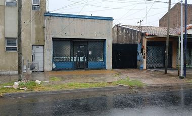 ALQUILER DE GALPON DE 600 M2 EN ESCALADA LANUS