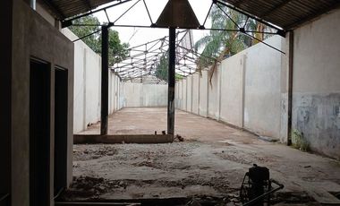 ALQUILER DE GALPON DE 600 M2 EN ESCALADA LANUS
