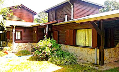 VENTA CASA 2 CABAÑAS PILETA QUINCHO SIERRA PADRES