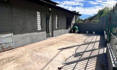 Casa con Pileta y Parque en Burzaco