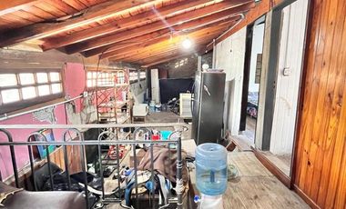 Casa con Pileta y Parque en Burzaco