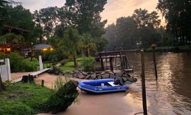 VENTA CASA LOTE 1400MTS TIGRE ARROYO RAMA NEGRA