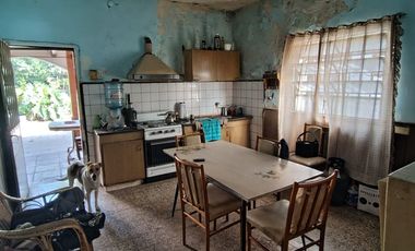 CASA EN VENTA EN EL SOCORRO CON PATIO